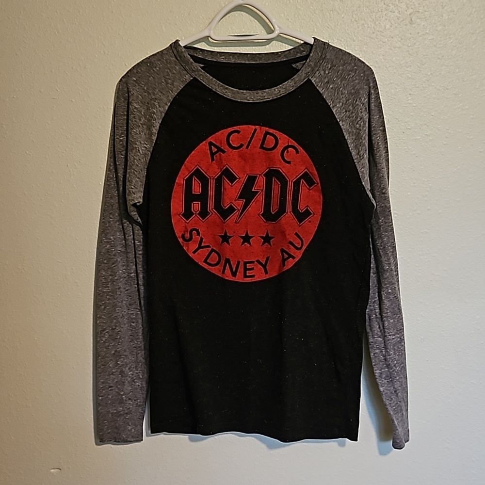 AC/DC Sydney Australia long sleeve t shirt Sz. M